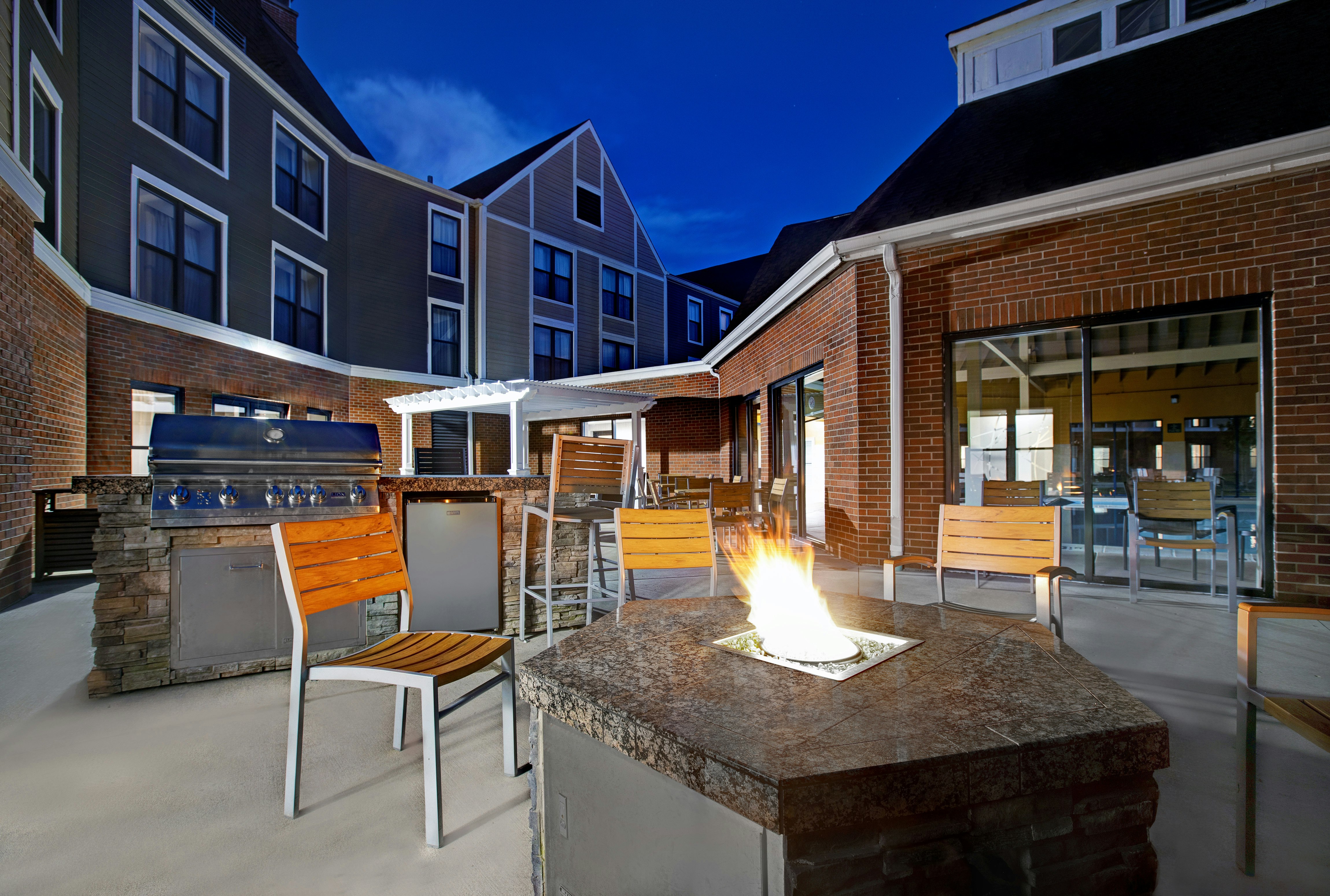 Homewood Suites By Hilton Chicago Lincolnshire 7/24