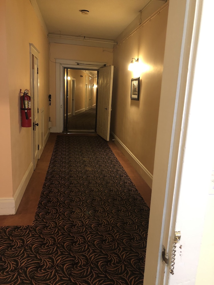 Hotel Coolidge 30/50