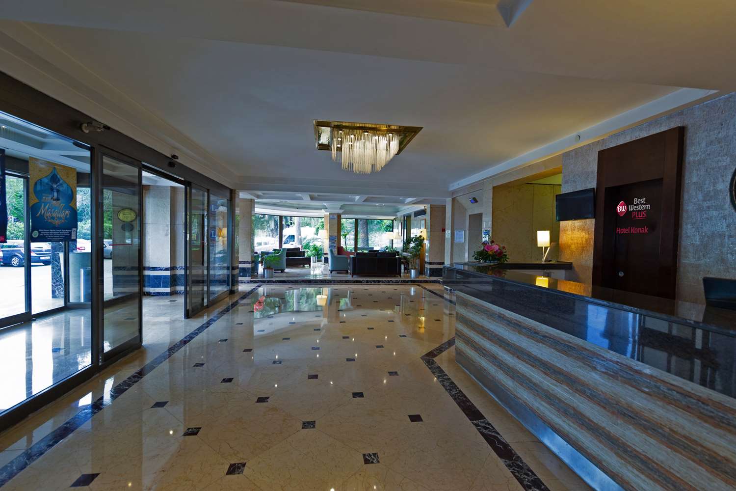 Plus Hotel Konak 4/13