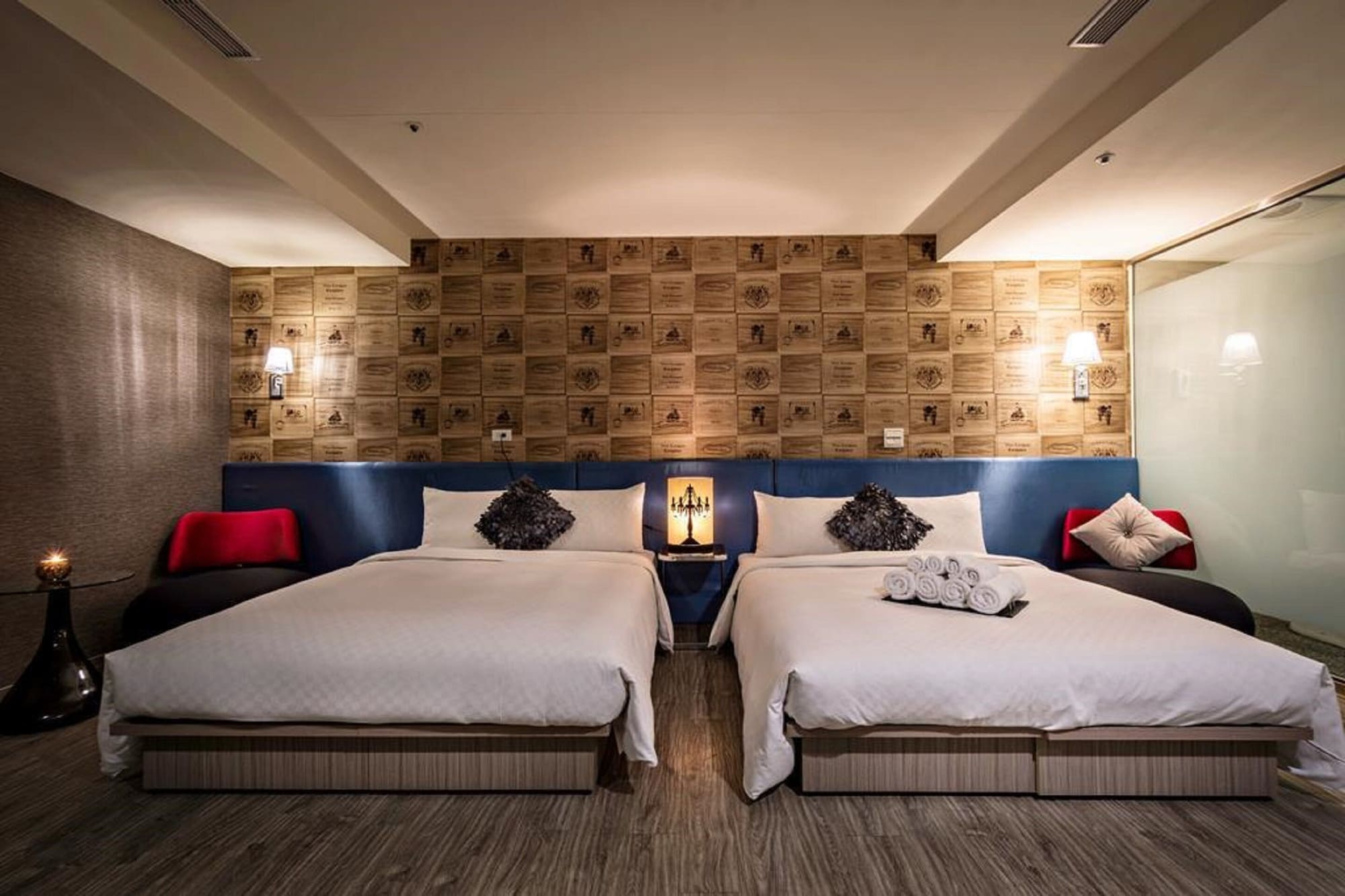 Family, Quadruple, 2 Double Beds, No Window