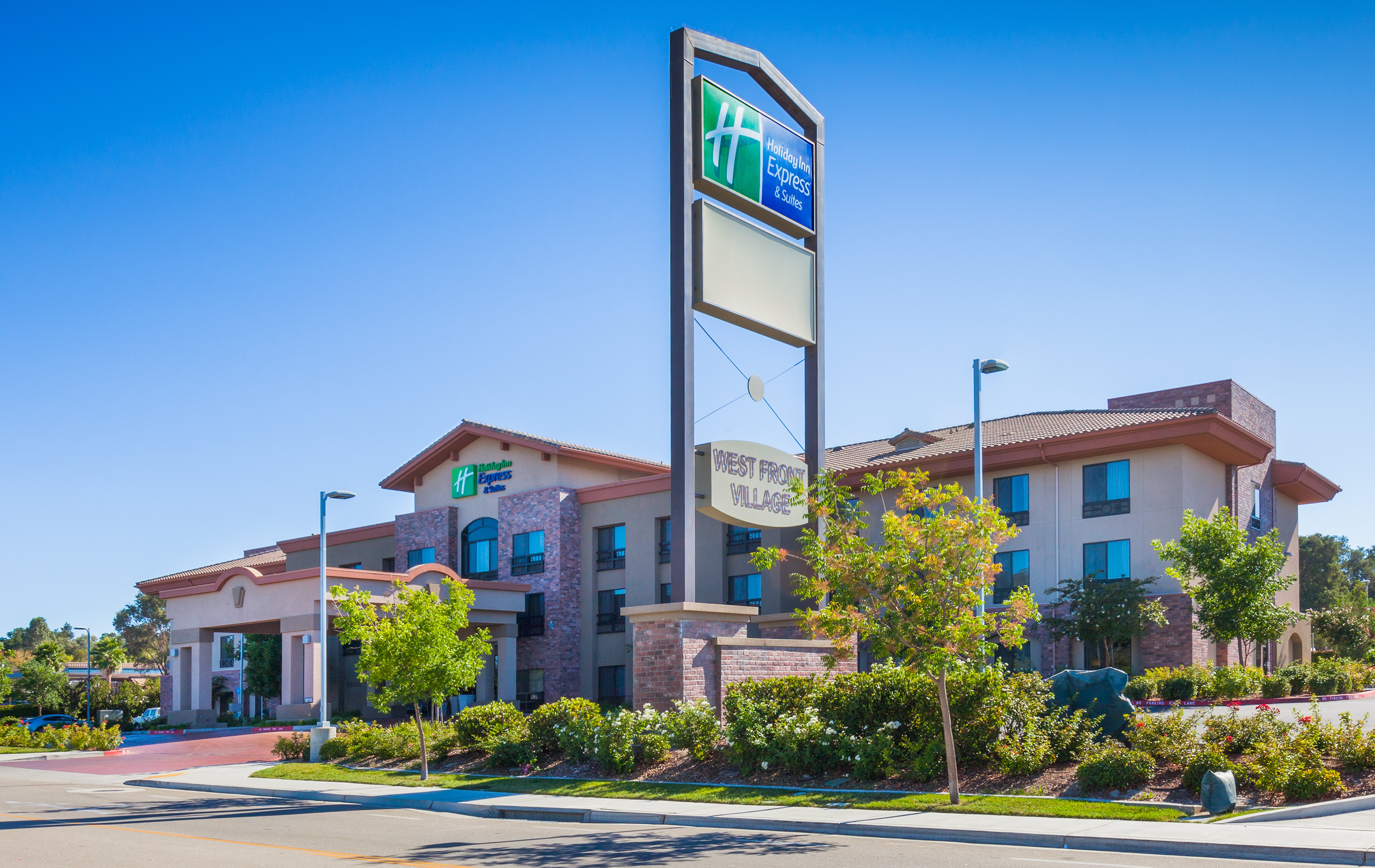 Holiday Inn Express Hotel Suites ATASCADERO 7/48