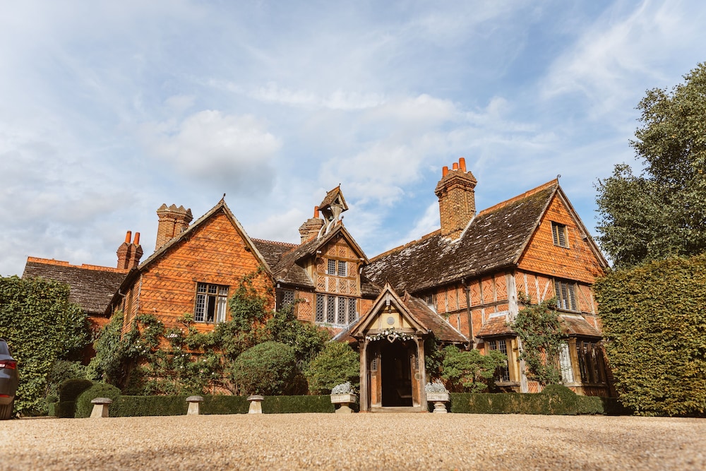 Langshott Manor 67/76