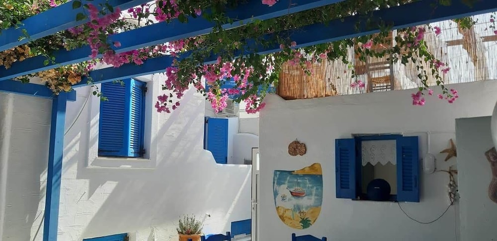 Pelagos Studios 13/49