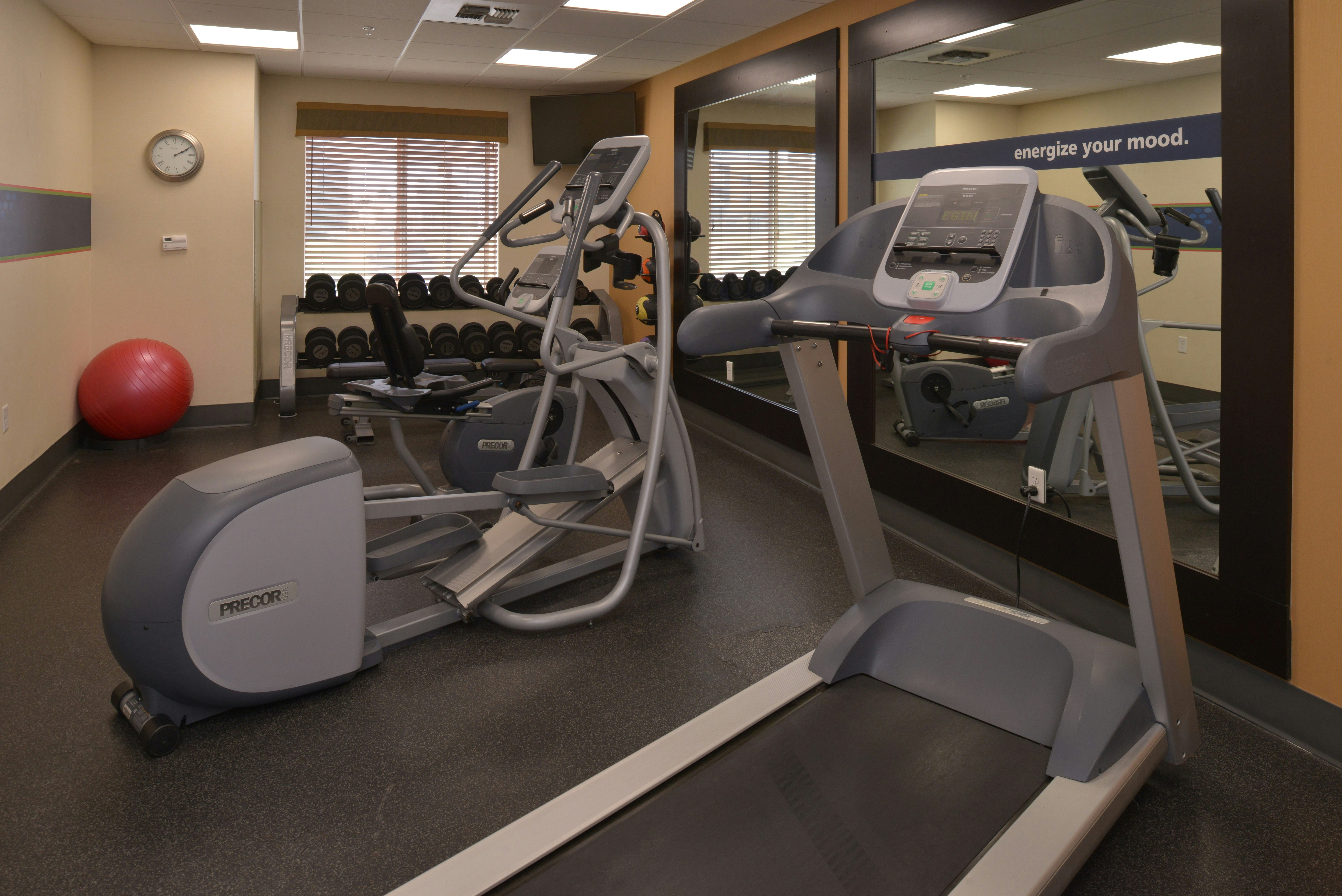 Hampton Inn & Suites Bakersfield North-Airport 39/62