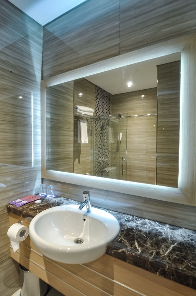 FOX Lite Hotel Grogol Jakarta 19/19
