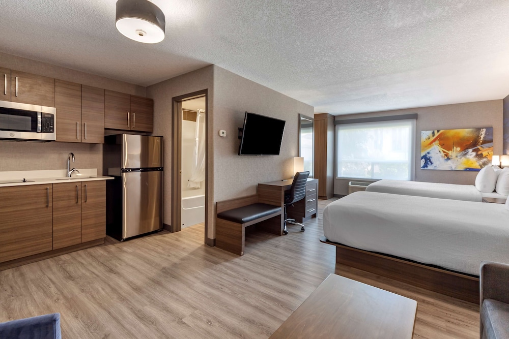 Best Western Plus West Edmonton 28/77