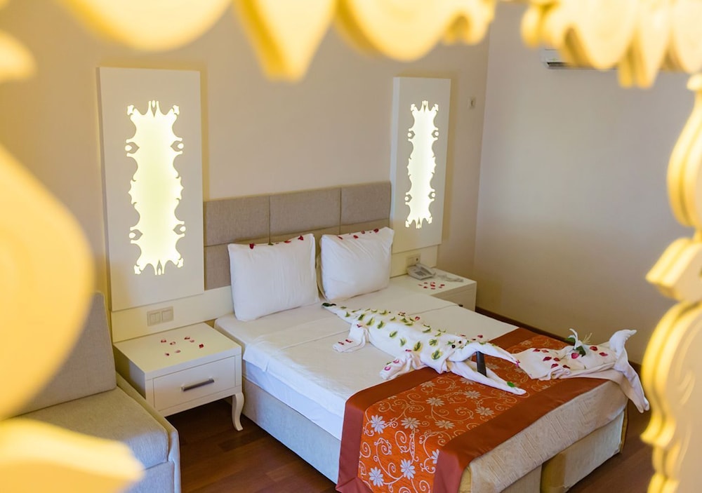 Grand Mir'Amor Hotel - Ultra All Inclusive 13/37
