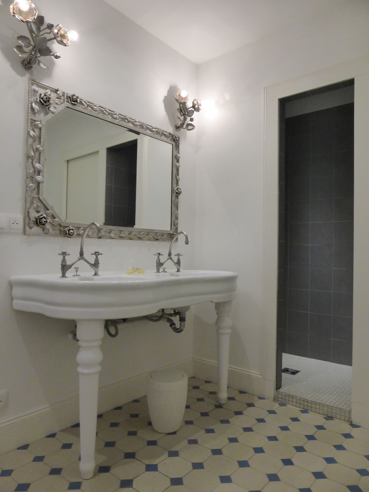 Chateau Du Clair De Lune 50/50