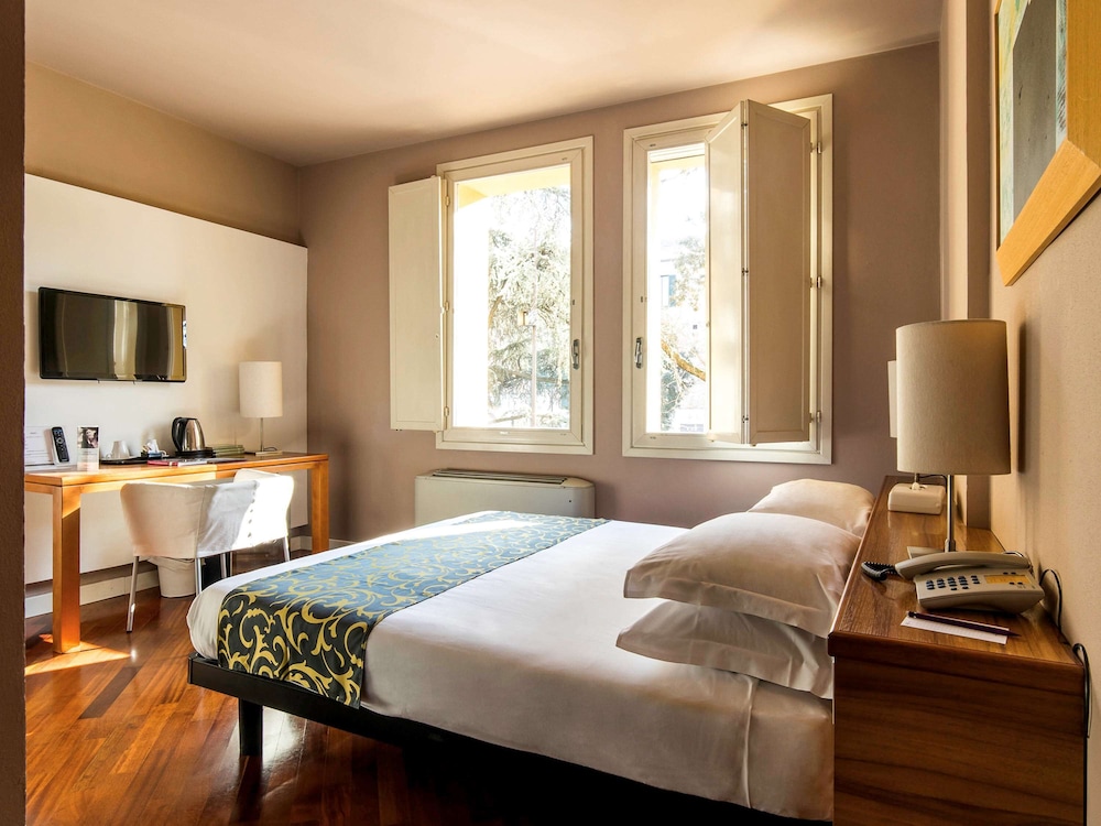 Ferrara Hotel 23/66