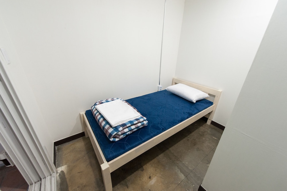 Inno Hostel &amp; Pub Lounge Hongdae 25/65