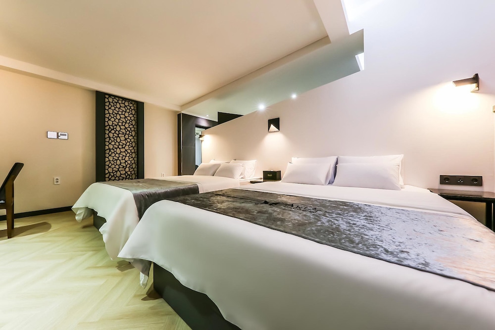 Aria Hotel Seosan 15/69