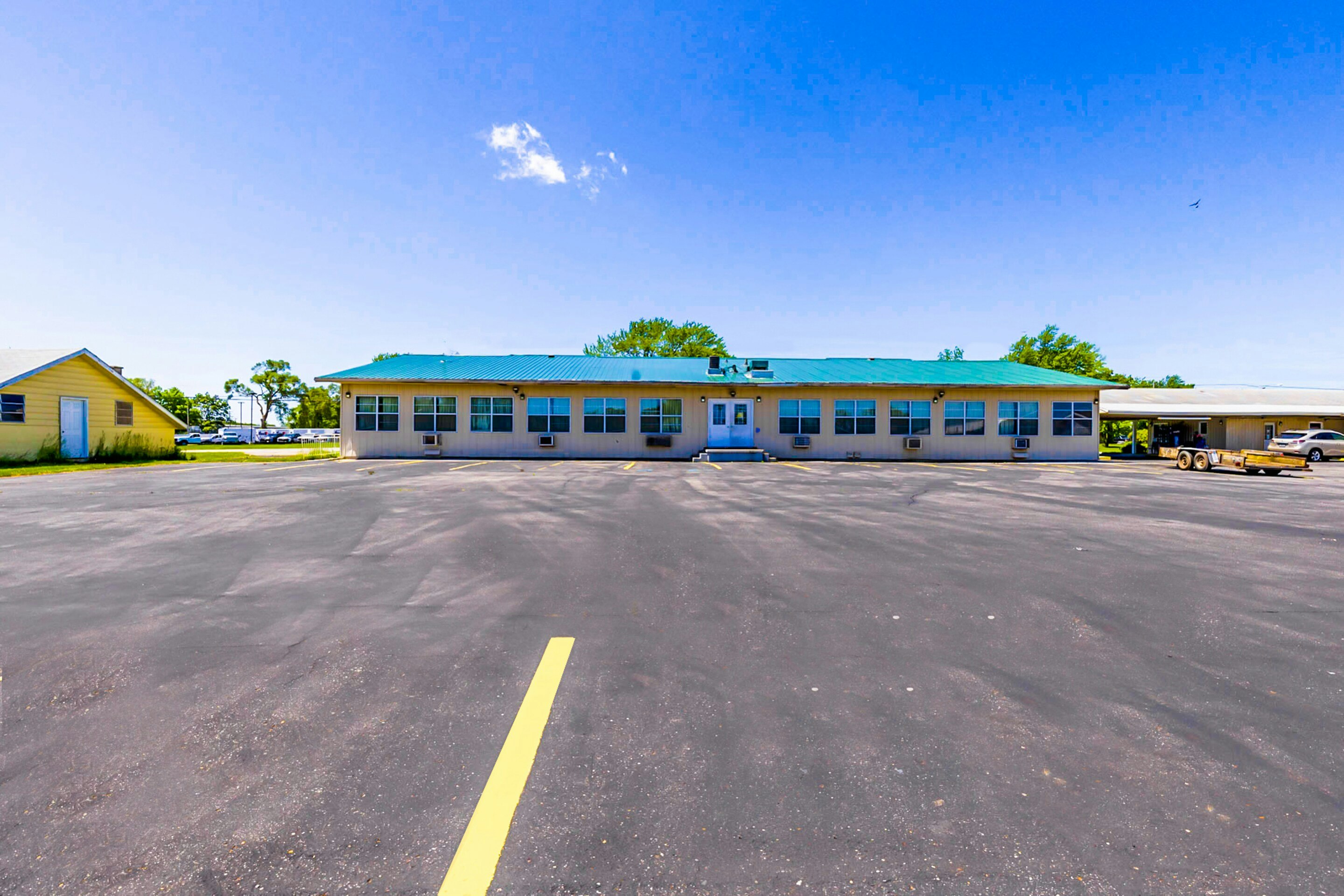 Country Hearth Inn and Suites By OYO Sturgis 26/35
