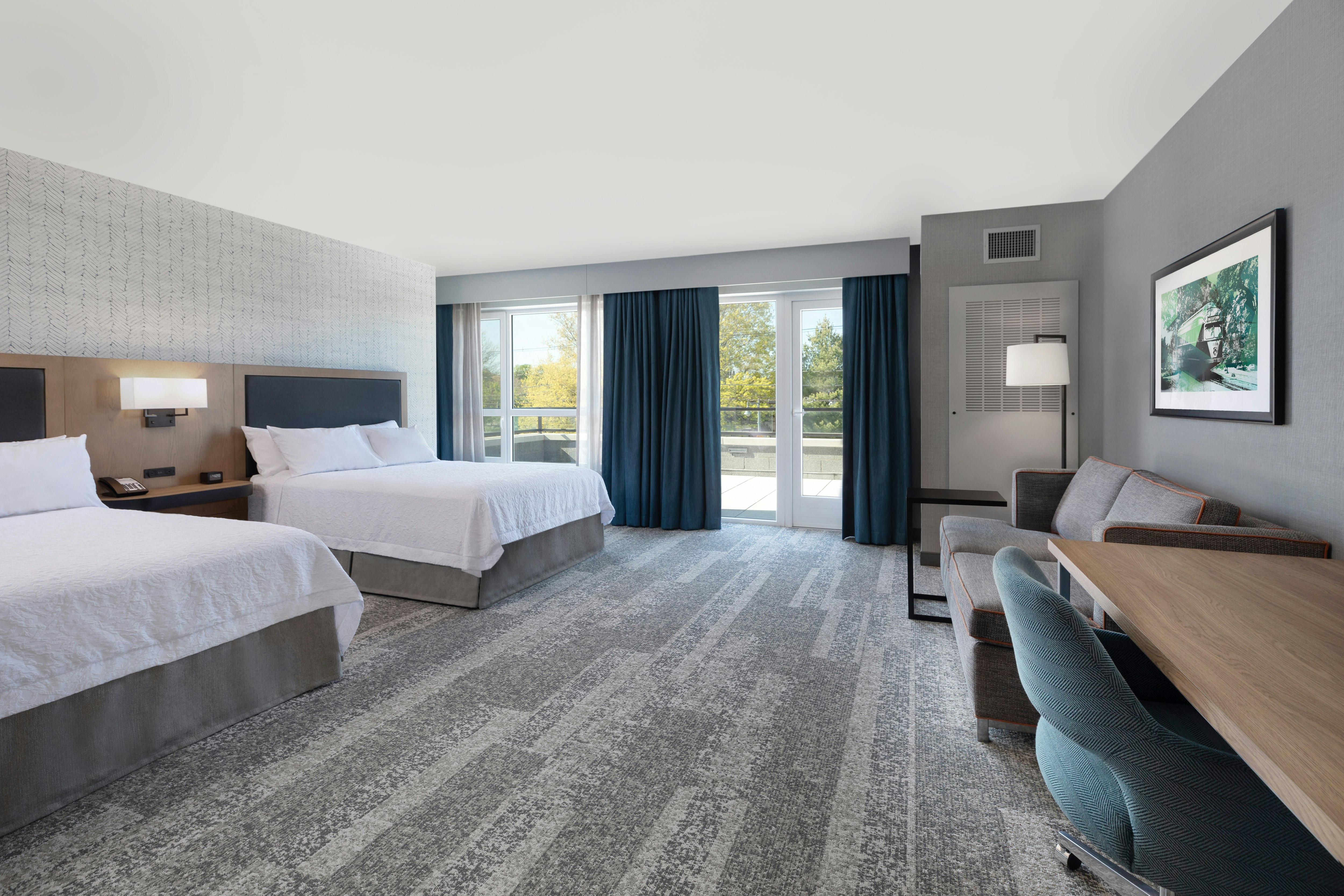 Hampton Inn and Suites Watertown Boston 6/16