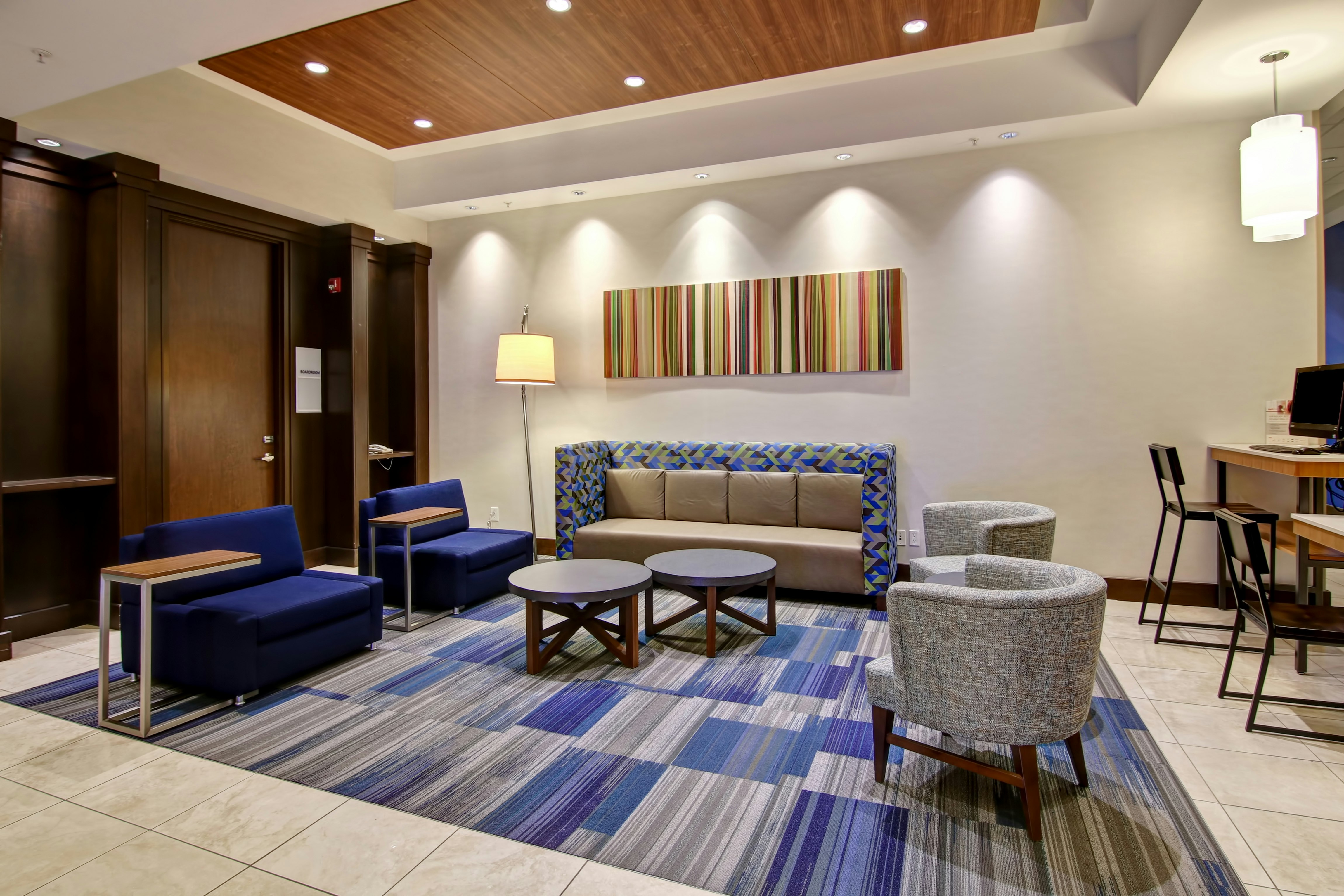 Holiday Inn Express Hotel & Suites Toronto Markham 35/50
