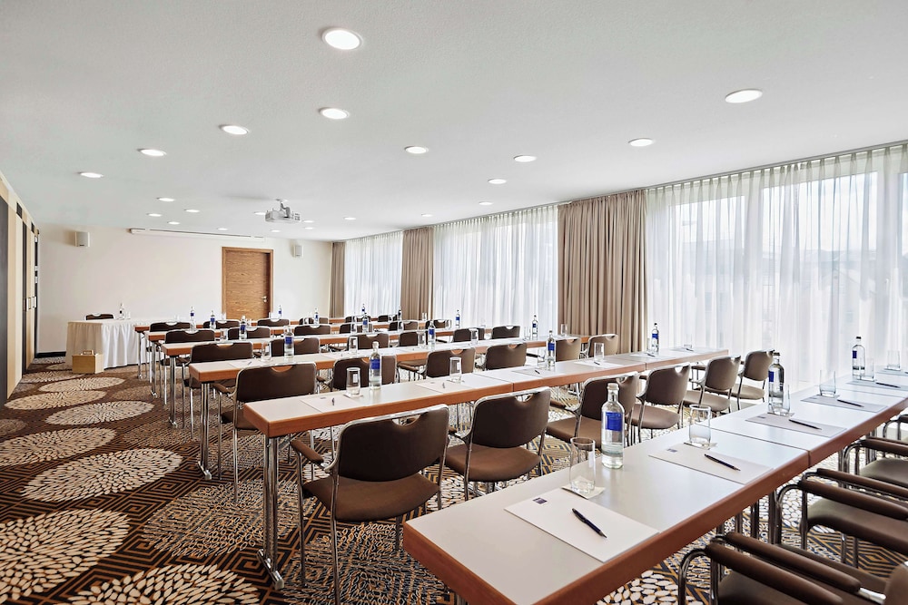 Dorint Hotel Esplanade Jena 55/58