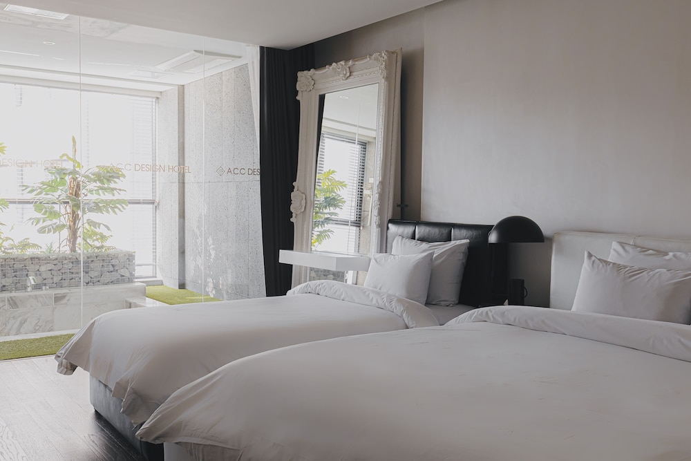 Acc Design Hotel 25/70