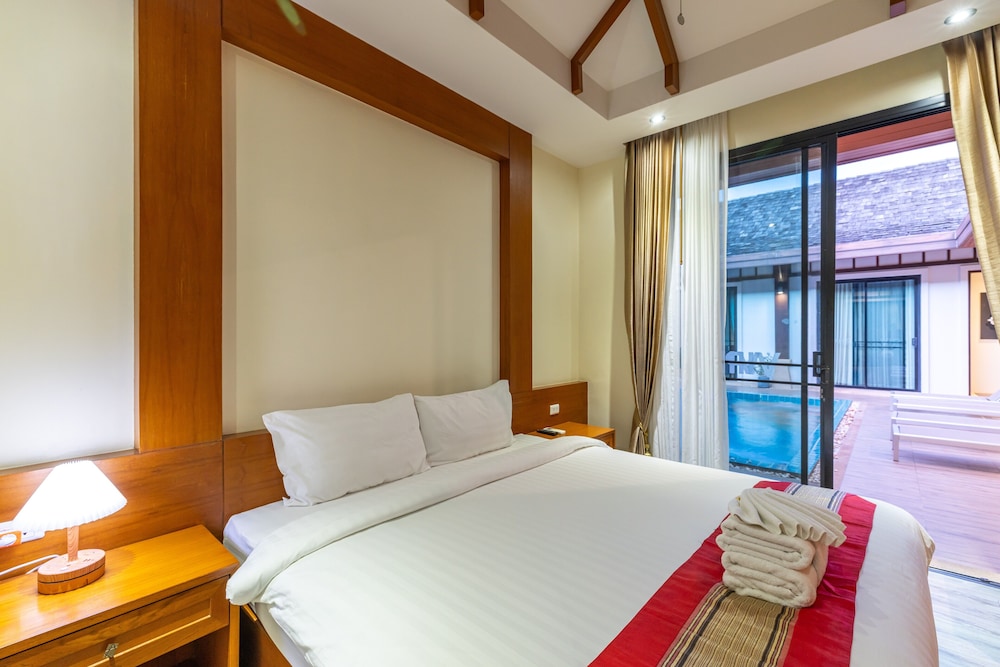 Meet Holiday Hotel Rawai 19/55
