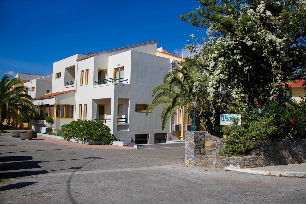 Lycasti Maisonettes 34/41