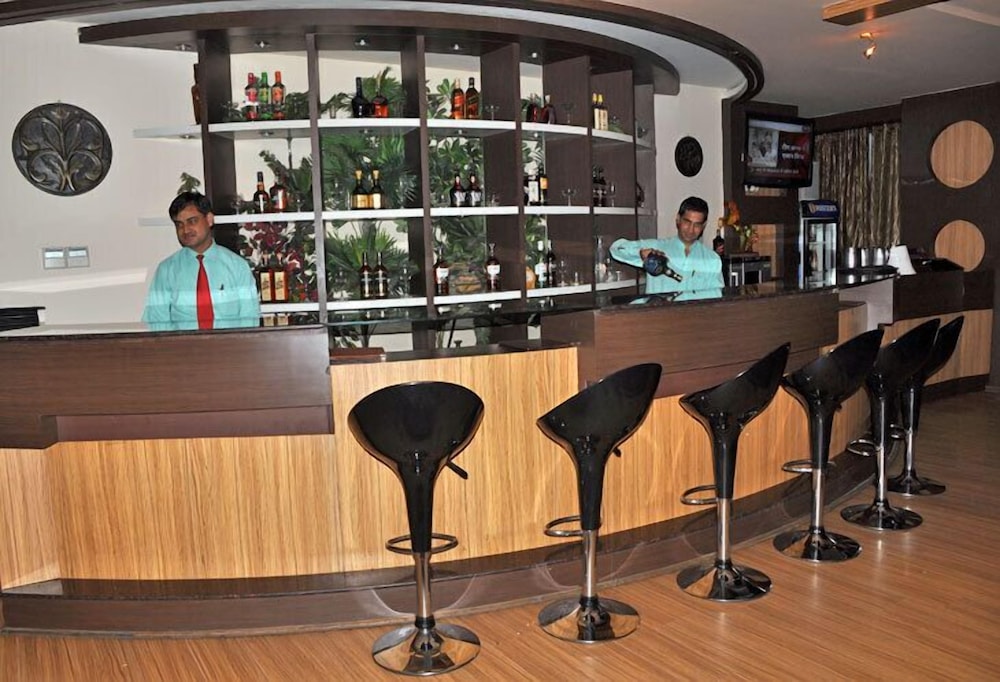 Hotel Rudra Continental 35/47