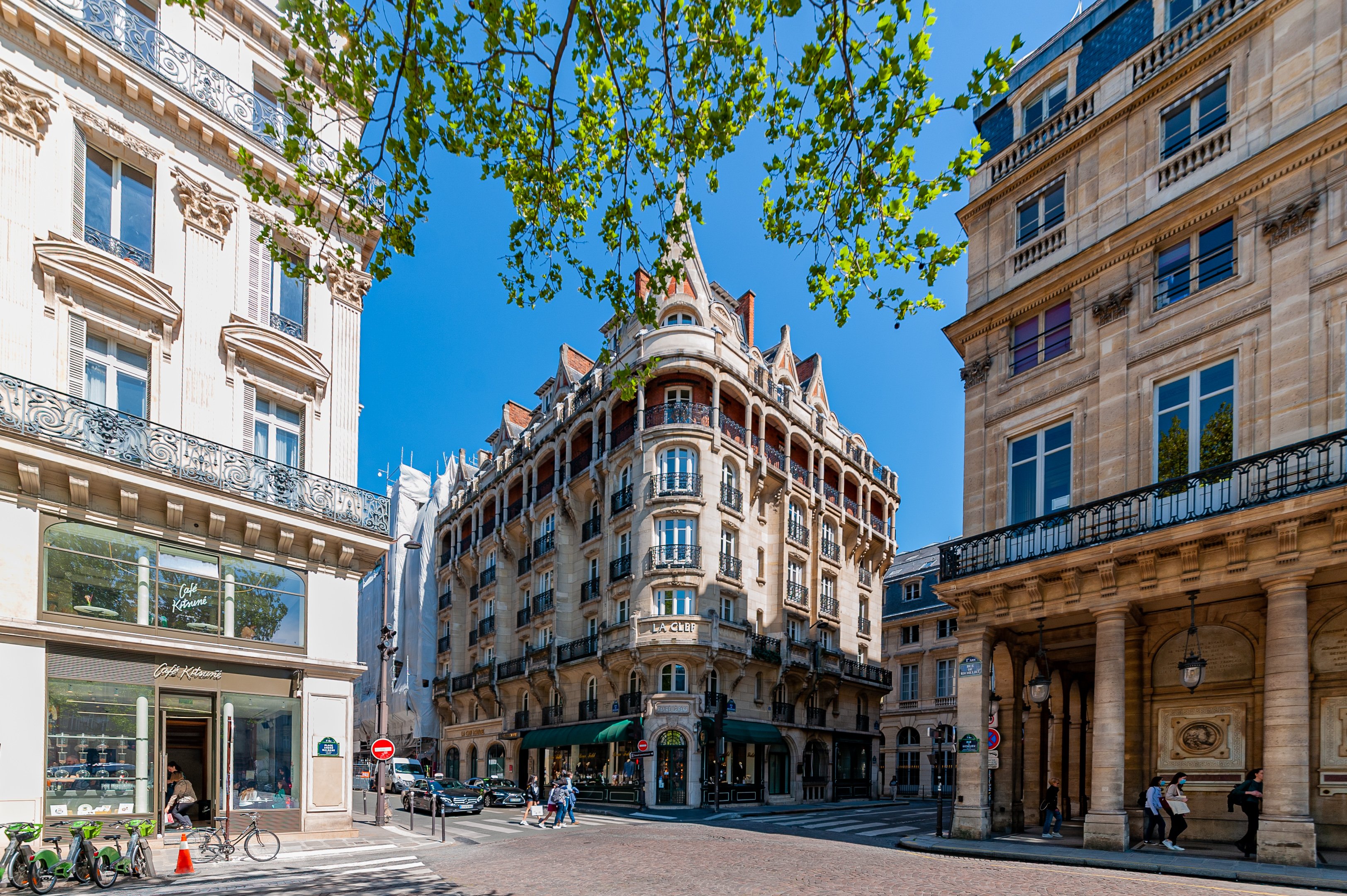 La Clef Louvre Paris by The Crest Collection 42/44