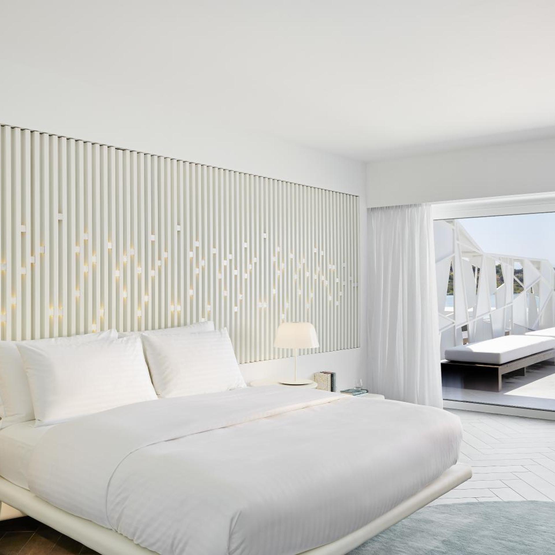 Luxury, Suite, Sea View, Shared Pool