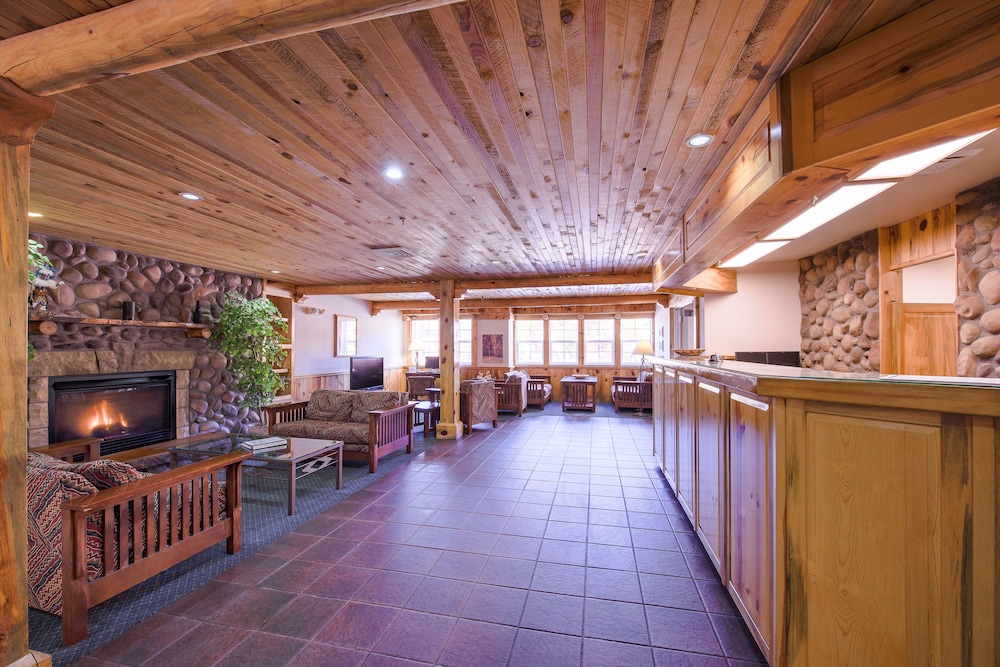 RIVER CANYON LODGE 48/57