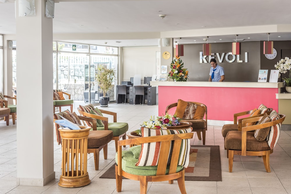 Grupotel Revoli 28/53