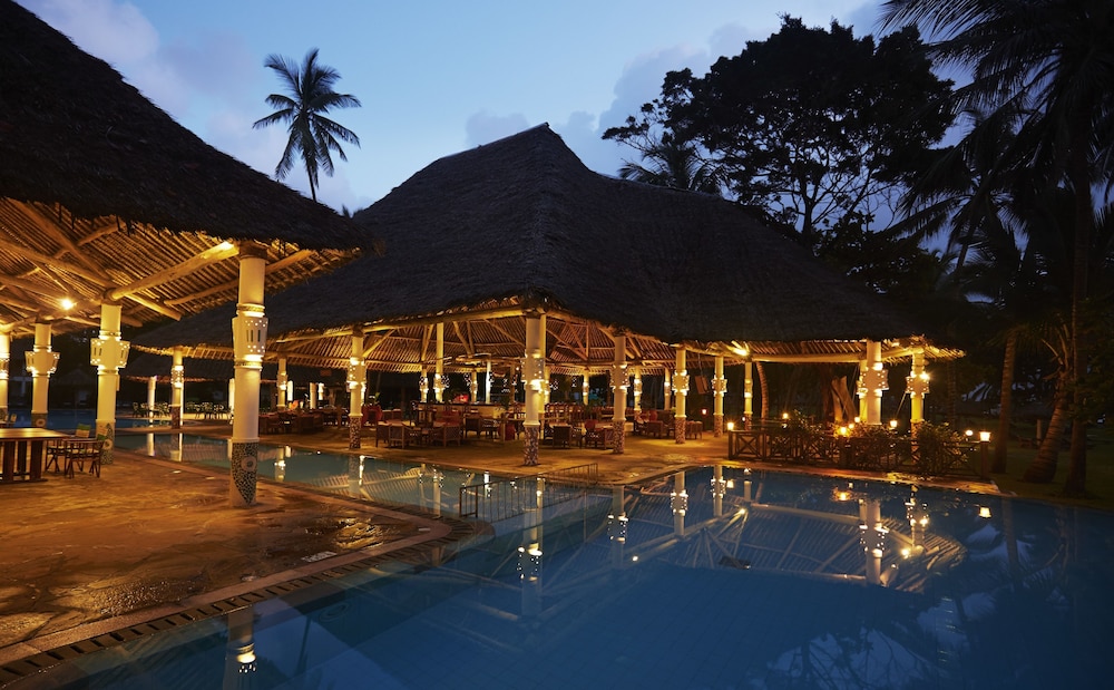 Neptune Village Beach Resort & Spa in DIANI BEACH