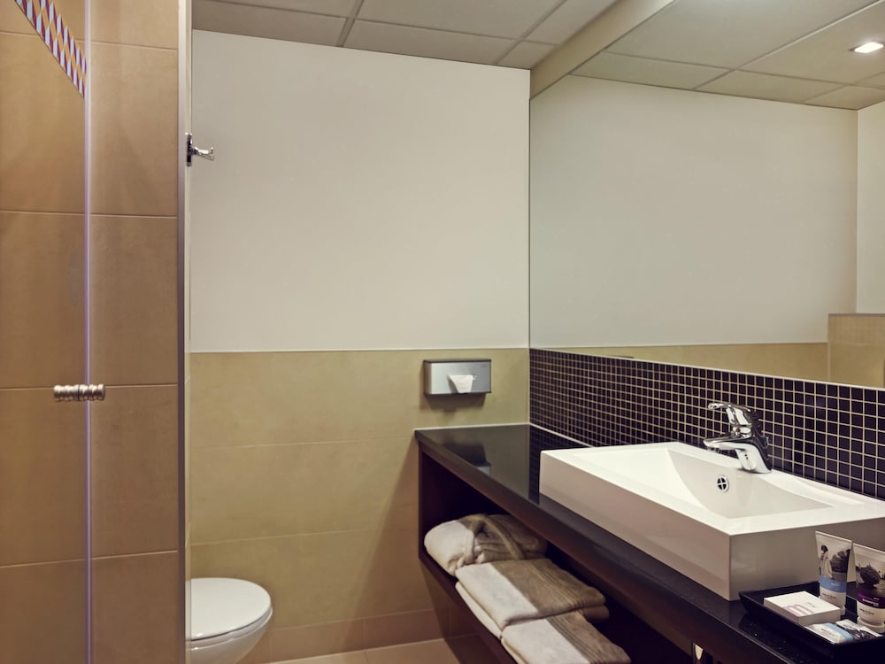 Mercure Warszawa Airport 78/80