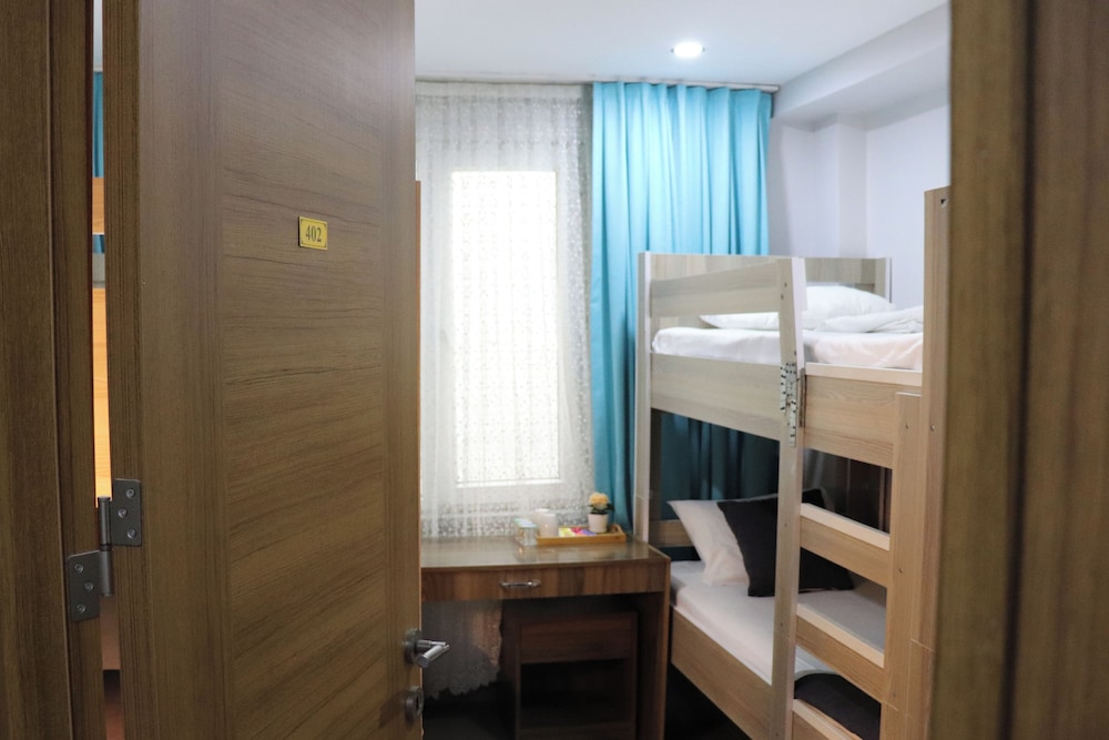 Istanbul Terrace Hotel 41/42