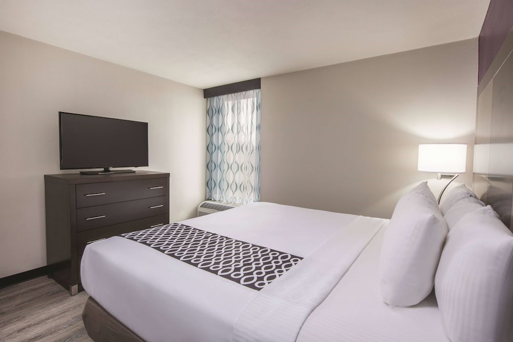La Quinta Inn And Suites By Wyndham Festus - St. Louis South 12/42