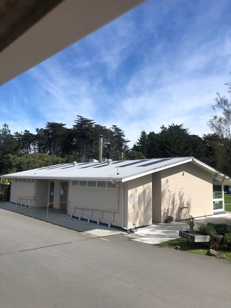 South Brighton Holiday Park 6/47