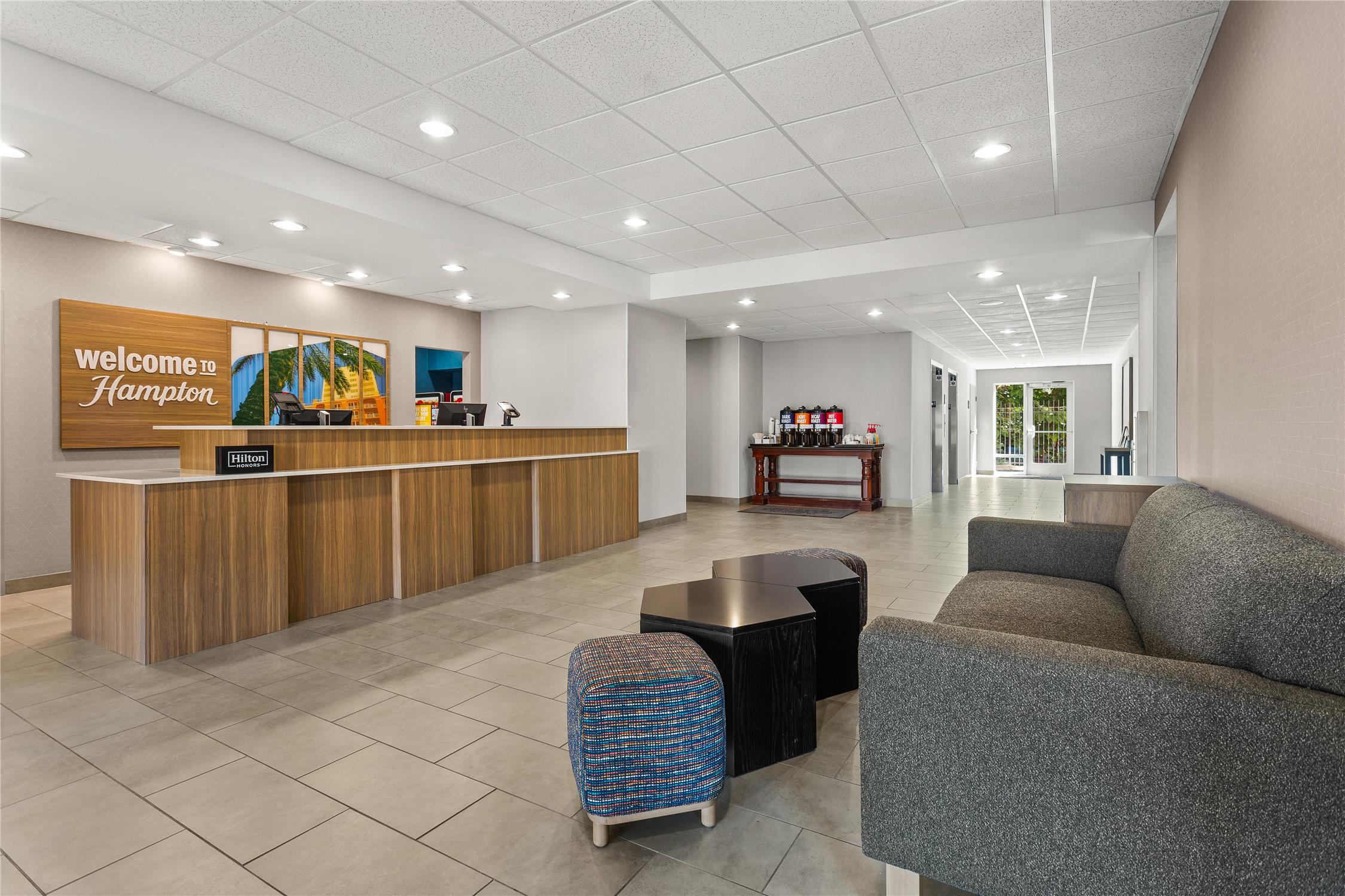 Hampton Inn & Suites Port Richey 8/62