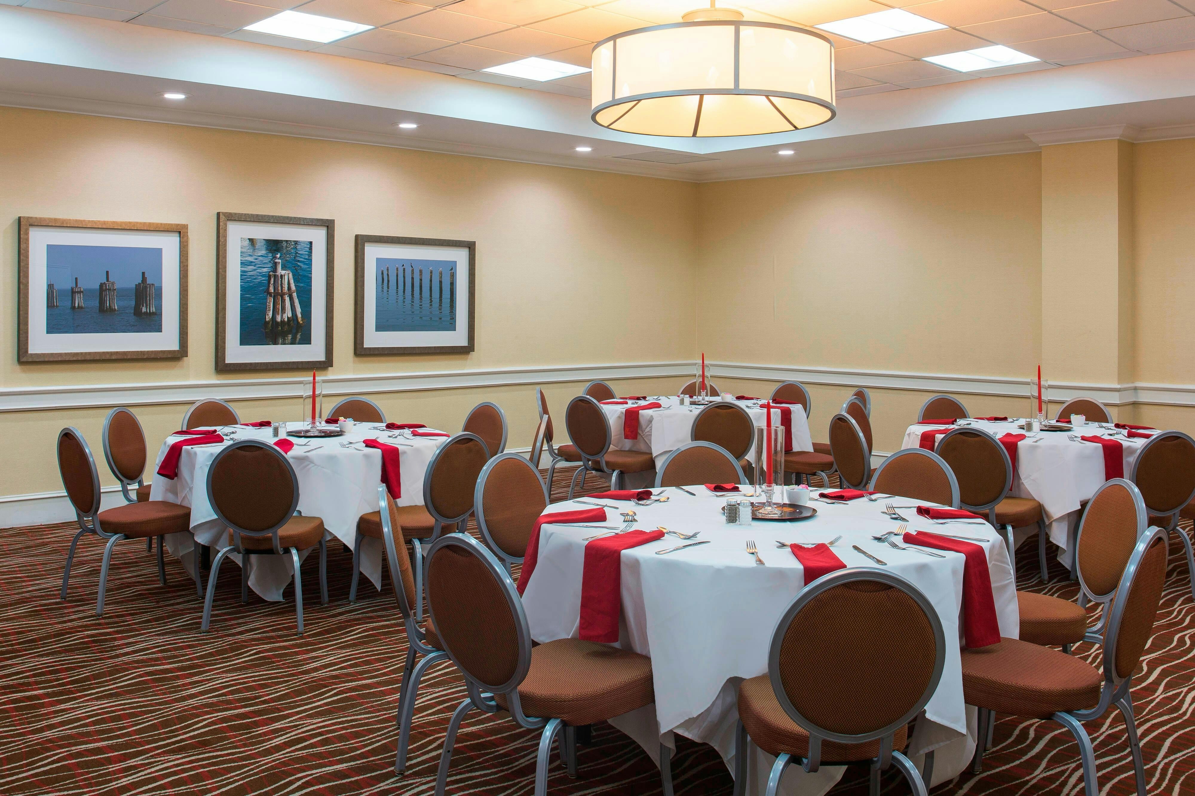 Four Points by Sheraton Suites Tampa Airport Westshore 9/16