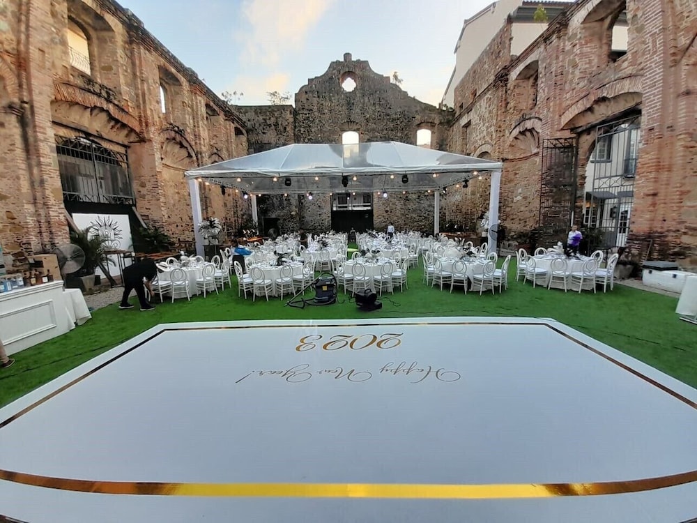 Hotel La Compania In The Unbound Collection By Hyatt 45/50