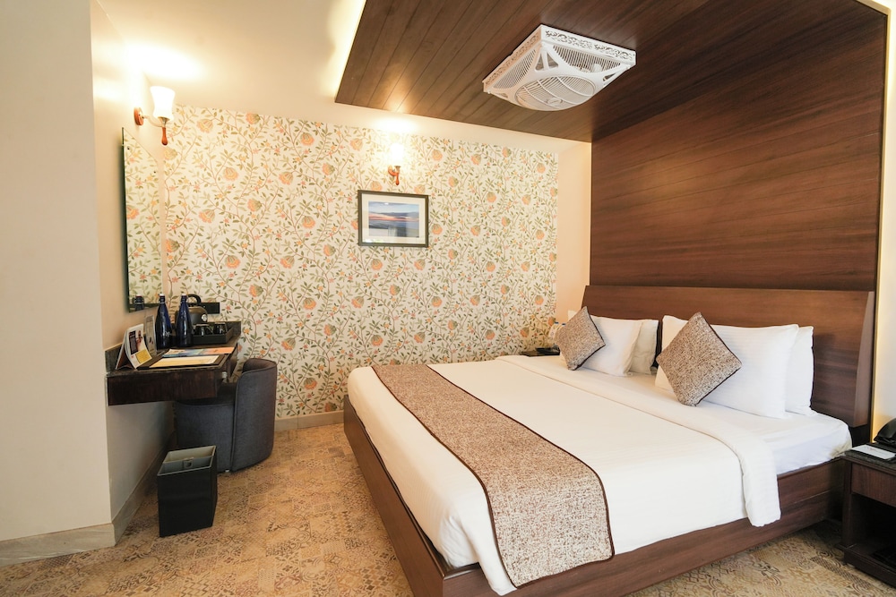 MGM Beach Resorts (15Kms before Mahabalipuram) 15/54