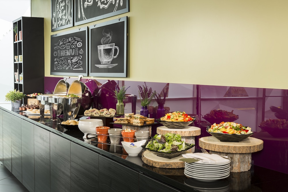 Radisson Hotel and Conference Centre London Heathrow 21/49
