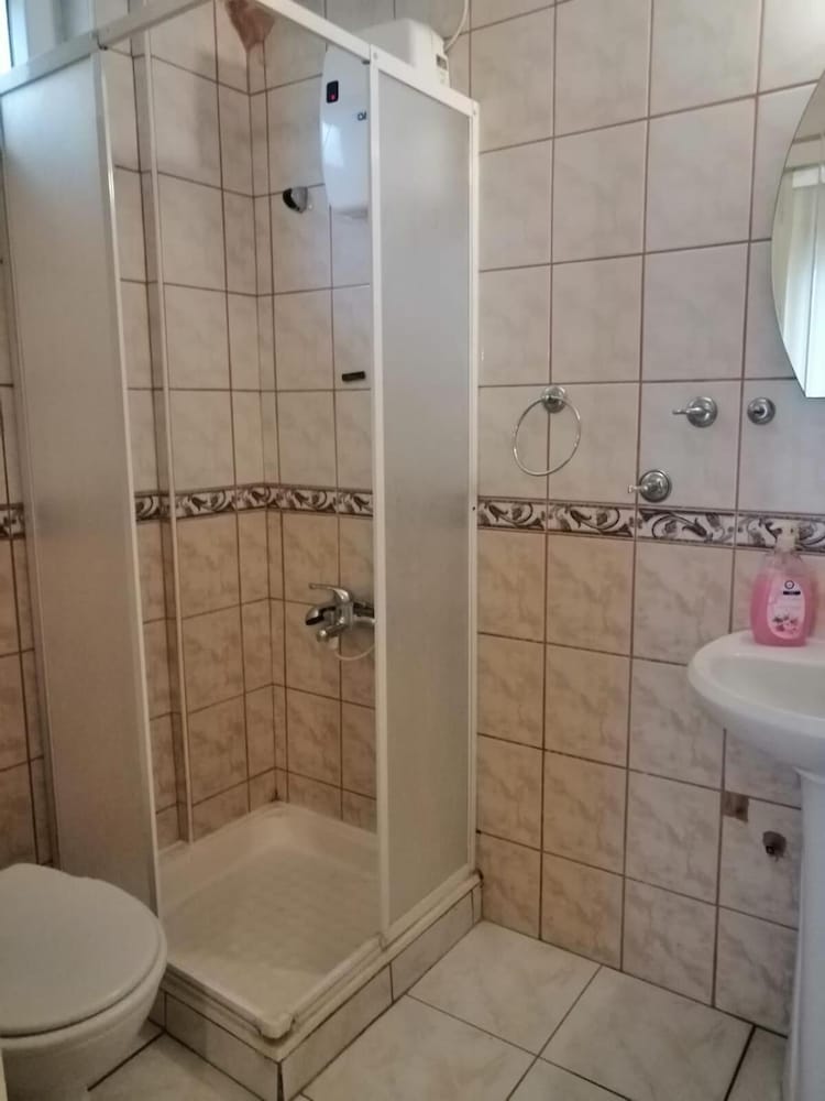Kleopatra Bebek Hotel 69/71