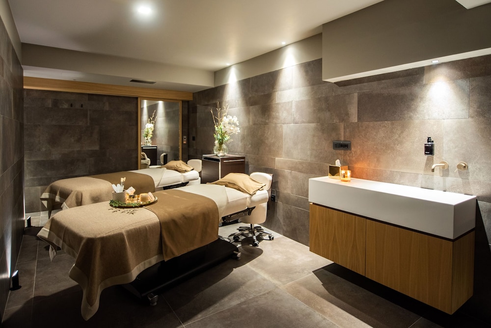 Gold Tower Lifestyle Hotel 33/60