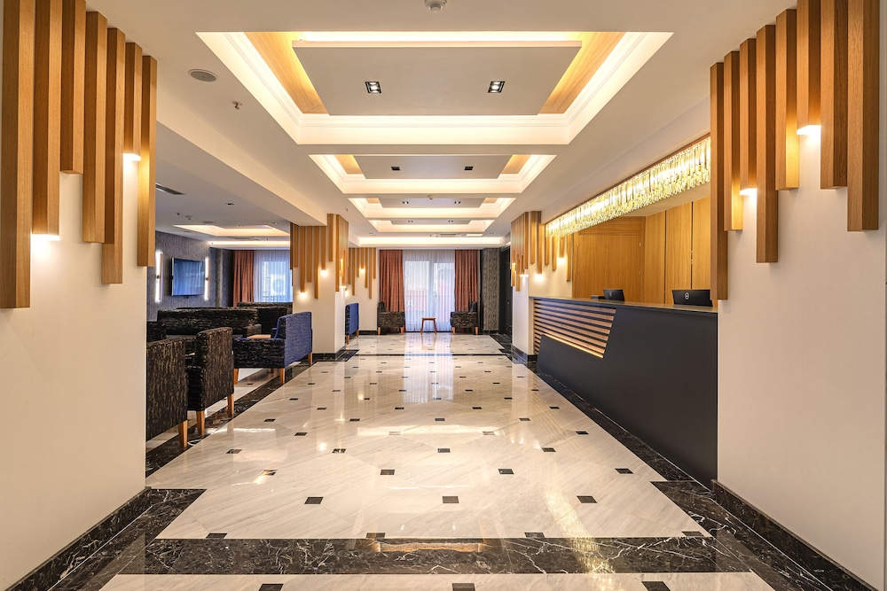 Demiray Hotel 5/50