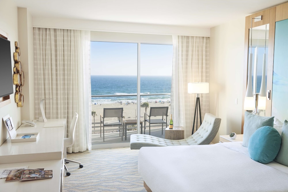 Room, 2 Queen Beds, Ocean Front, Balcony