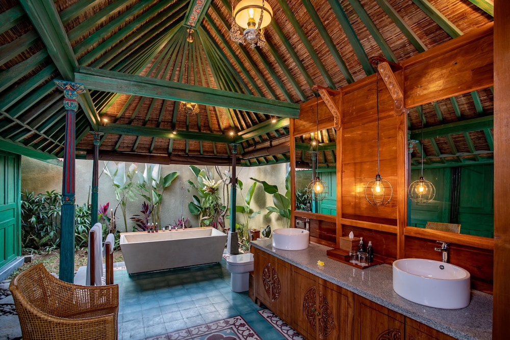 Arya Arkananta Resort & Spa 10/50