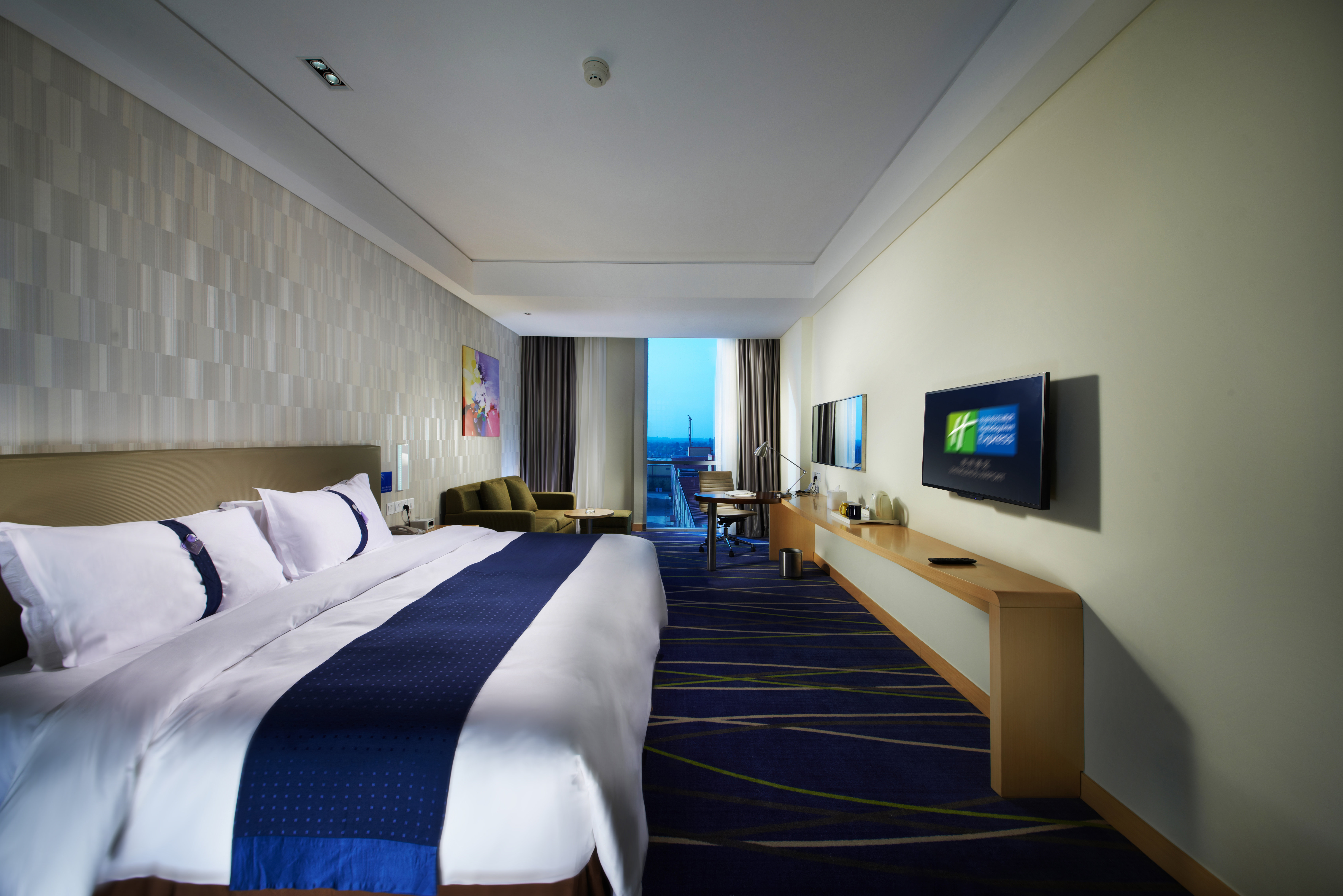 Holiday Inn Express Zhengzhou Airport 15/50