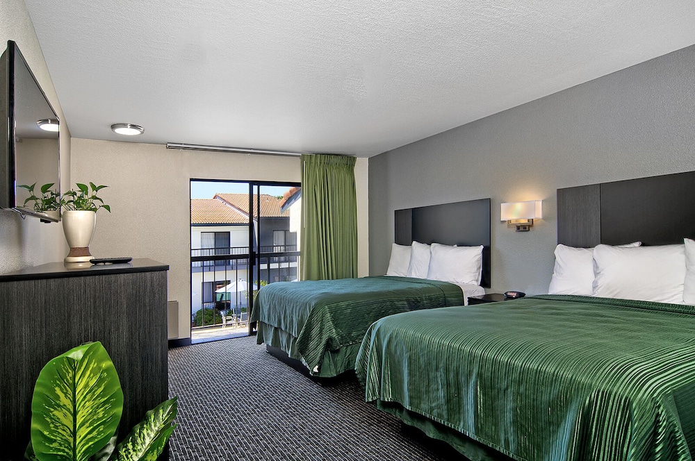 Quality Inn & Suites South San Jose / Morgan Hill 12/42