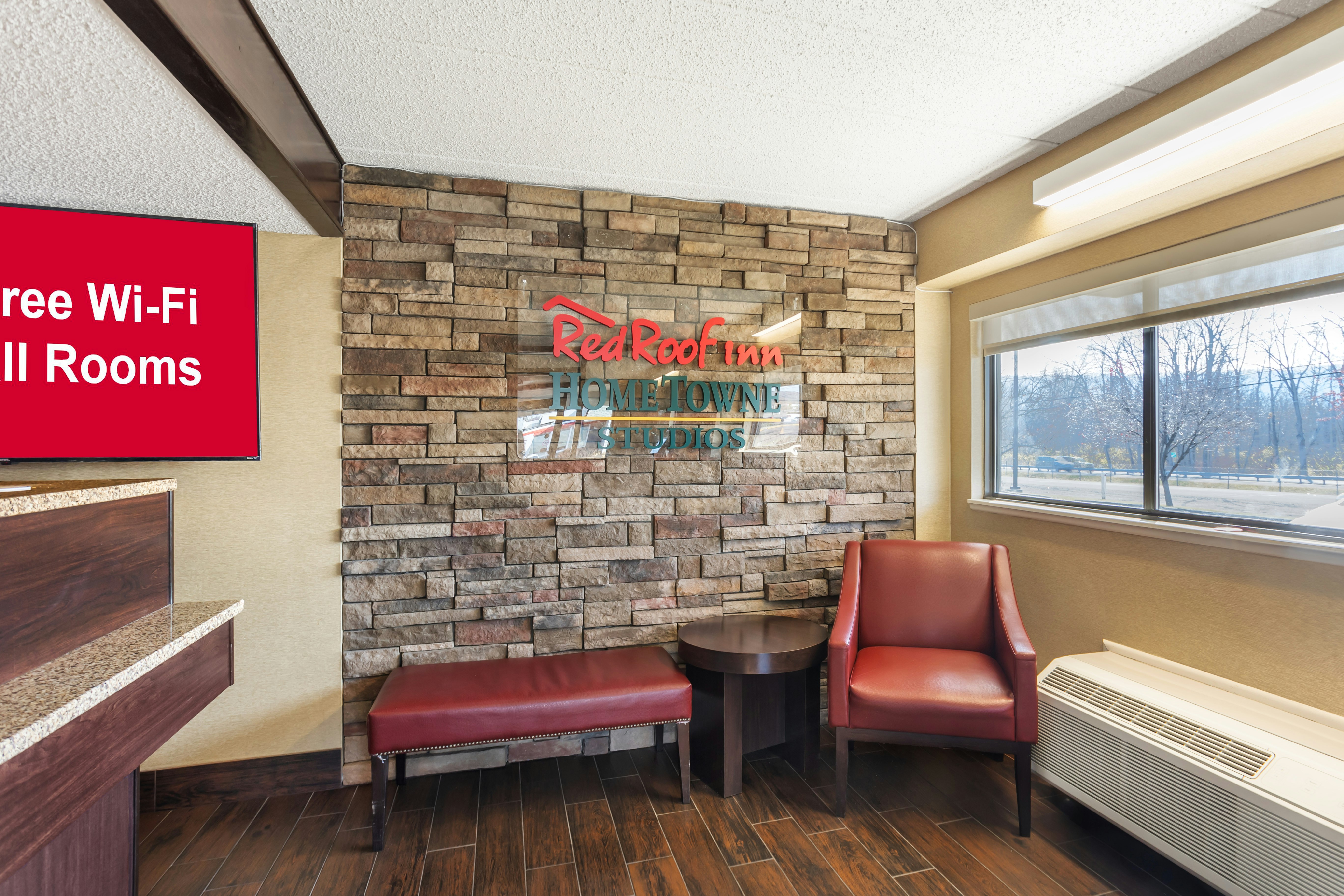 Red Roof Inn Danville Pa 24/33