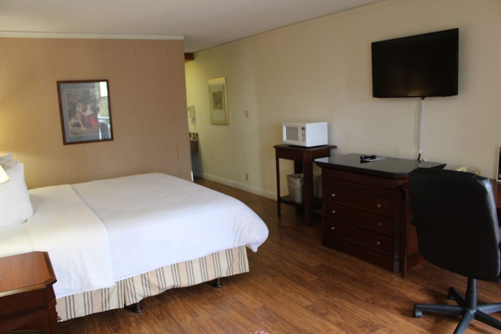 Days Inn & Suites By Wyndham Sunnyvale 8/36
