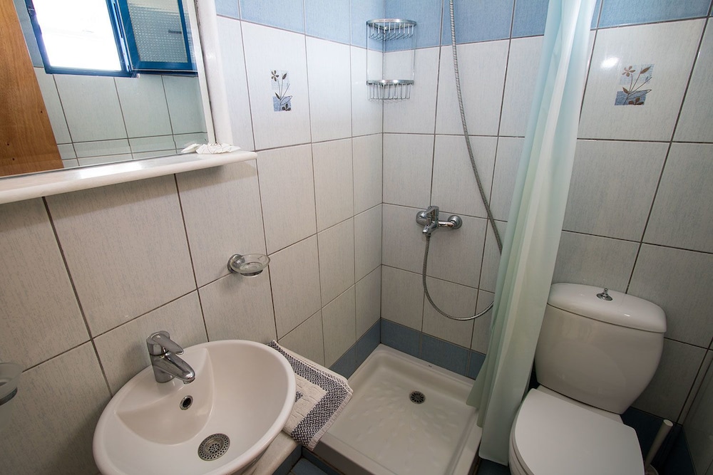 Dimitris Rooms 29/33