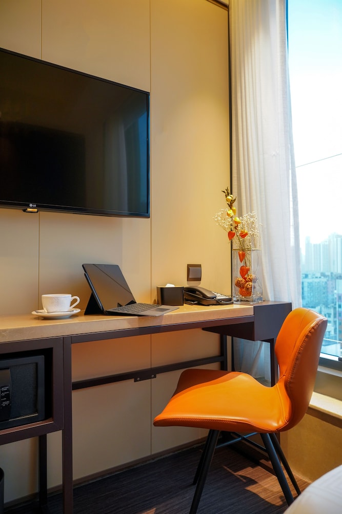 E Hotel Hong Kong 37/50
