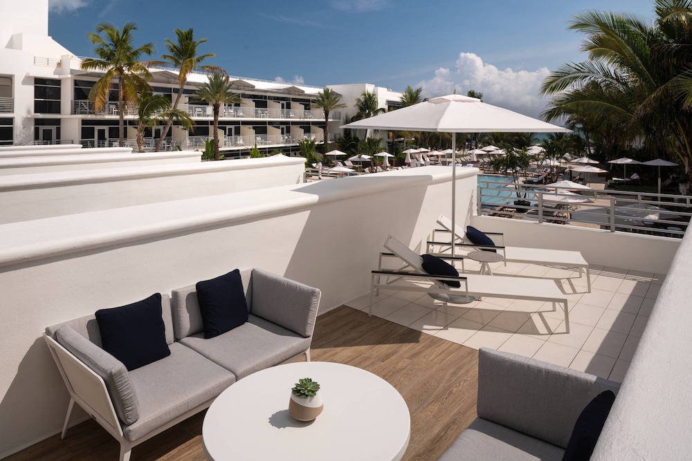 The Ritz Carlton South Beach 28/43