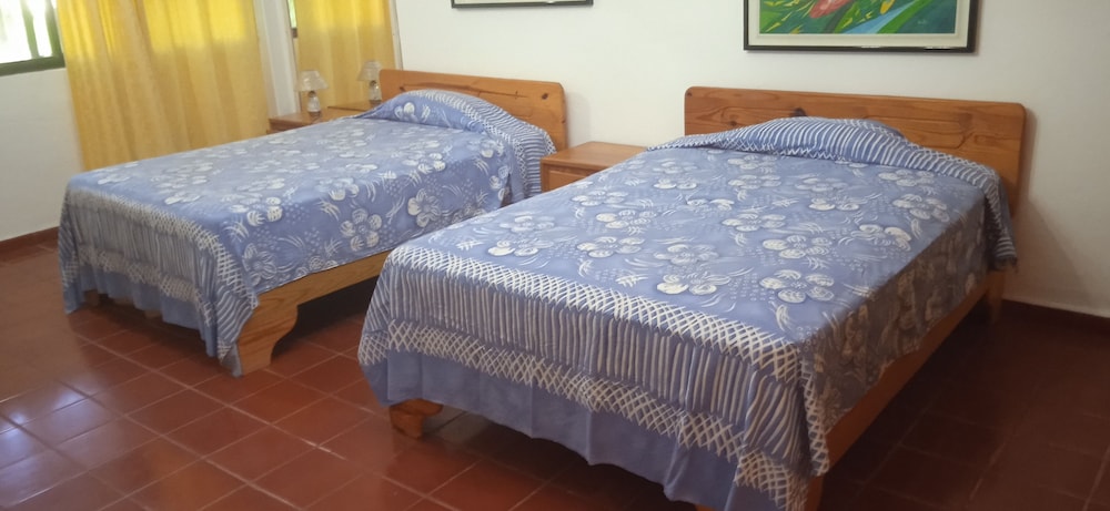 Dre Broeders rent apartments Juan Dolio 10/35